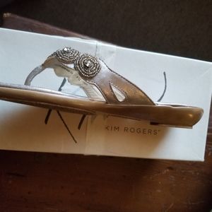 Kim Rogers Gold tone sandals size 7.5